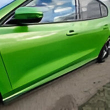 Load image into Gallery viewer, Focus MK4 ST/ST-Line Side Skirt Extensions (Gloss Black)