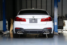 Load image into Gallery viewer, 3DDesign Pre-Preg Carbon Fibre Performance Rear Lip Boot Spoiler for BMW 5 Series G30 Saloon (2017-2023)