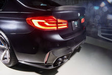 Load image into Gallery viewer, 3DDesign Carbon Fibre Rear Spoiler (Boot Lip) for BMW 5 Series G30 & M5 F90 2017–2023 – OEM-Style Carbon Boot Lid Spoiler, Fits M5 Competition