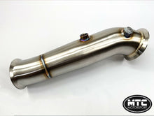 Load image into Gallery viewer, BMW N55 EWG Decat/Catless Downpipe for 335i 435i M135i M235i M2 (F20 F21 F22 F23 F30 F31 F32 F33 F34 F36 F87) 07/2013+ T304 Stainless Steel Performance Exhaust Upgrade UK Made TIG Welded