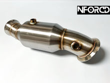 Load image into Gallery viewer, BMW N55 Catted Downpipe 200 Cell High-Flow Sports Cat with Heat Shield – T304 Stainless – Fits M135i M235i 335i 435i M2 (F20 F21 F22 F23 F30 F31 F32 F33 F34 F36 F87) 07/2013+