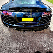 Load image into Gallery viewer, Carbon Fibre Spoiler (3 Pieces) for Audi R8 Gen 1 V8 & V10 08-14