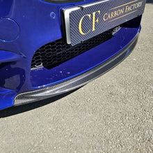 Load image into Gallery viewer, Centre Insert Pre-Preg Carbon Fibre Front Splitter for BMW F06 F12 F13 M6 11-18