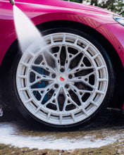 Load image into Gallery viewer, Stjarnagloss Hjul - Colour Change Alloy Wheel Cleaner