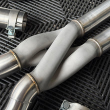Load image into Gallery viewer, BMW M4 G82/G83 S58 Z-Pipe Mid Pipe Exhaust | FreeFlo XOV