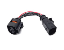 Load image into Gallery viewer, Kia/Hyundai/Genesis JB4 PNP Fuel Wire Adapter