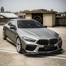 Load image into Gallery viewer, SQ Style Pre-Preg Carbon Fibre Front Splitter for BMW F91 F92 F93 M8 20-Present