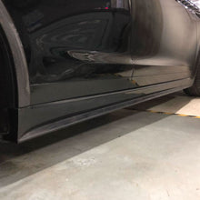 Load image into Gallery viewer, V Style Carbon Fibre Side Skirts for Tesla Model X 16-Present