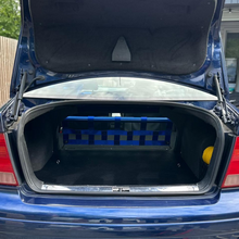 Load image into Gallery viewer, Volkswagen Bora 1J Strut Bar and Cargo Net