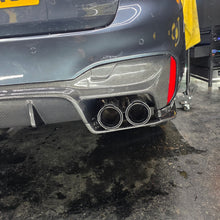 Load image into Gallery viewer, V Style Carbon Fibre Rear Diffuser for BMW G30 G31 5 Series M Sport F90 M5 17-23