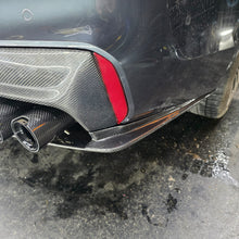 Load image into Gallery viewer, V Style Carbon Fibre Rear Diffuser for BMW G30 G31 5 Series M Sport F90 M5 17-23