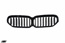 Load image into Gallery viewer, AUTOID Gloss Black Kidney Grilles for BMW 5 Series LCI Facelift G30 G31 (2020-2023) - Paint Code 668, Front Camera Ready - Saloon & Touring - Direct Replacement Shadowline Blackout Upgrade
