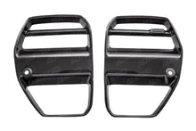 Load image into Gallery viewer, Vorsteiner VRS Aero Carbon Fibre CSL-Style Front Kidney Grille for BMW M3/M4 (G80 G81 G82 G83) 2020+ | Pre-Preg 2x2 Twill, OEM-Style Fit