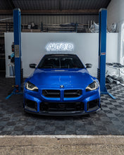 Load image into Gallery viewer, BMW M2 G87 CSL-Style Pre-Preg Carbon Fibre Front Grilles by TRE - 2x2 Twill, OEM Fitment, 2023-2025