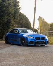 Load image into Gallery viewer, BMW M2 G87 Front Intake Duct Inserts by TRE – Pre-Preg 2x2 Twill Carbon Fibre, OEM-Fit (2023+)