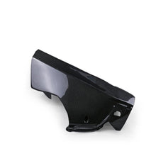 Load image into Gallery viewer, Pre-preg Carbon Fibre Race Belly Pan for Yamaha R6 2017-2022