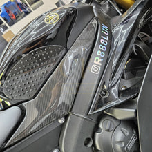 Load image into Gallery viewer, Pre-preg Carbon Fibre Side Panels for Yamaha R6 2008-2015