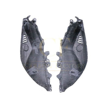 Load image into Gallery viewer, Pre-preg Carbon Fibre Tank Covers for Yamaha R7 2022-Present
