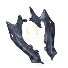 Load image into Gallery viewer, Pre-preg Carbon Fibre Upper Side Fairings for Yamaha R6 2017-2022