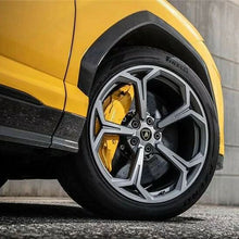 Load image into Gallery viewer, Pre-Preg Carbon Fibre Wheel Arch Trims for Lamborghini Urus 18-21