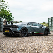 Load image into Gallery viewer, LAMBORGHINI HURACAN PERFORMANTE FULL KIT - CT DESIGN