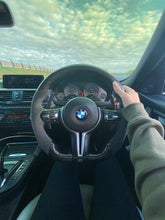 Load image into Gallery viewer, BMW Fxx CARBON FIBRE SHIFTER PADDLES V2