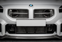 Load image into Gallery viewer, Eventuri Carbon Intake Scoop Set - BMW G87 M2