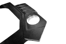 Load image into Gallery viewer, Eventuri Carbon Fibre Engine Cover for Audi RS6 C8 / RS7 C8 4.0 TFSI V8 – Prepreg Carbon/Kevlar – OEM Direct Fit Replacement – Gloss or Matte Finish – Engine Bay Cover/Shroud – High-Temp, Lightweight, Premium OEM+