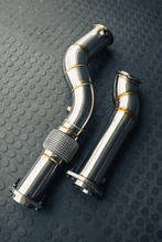 Load image into Gallery viewer, OSPREY BMW G8X M3/M4 Decat Downpipes - High Flow Stainless Steel, Direct Bolt-On, Motorsport/Off-Road Use Only