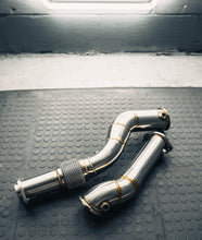 Load image into Gallery viewer, OSPREY BMW G8X M3/M4 Decat Downpipes - High Flow Stainless Steel, Direct Bolt-On, Motorsport/Off-Road Use Only