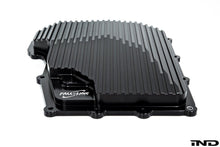 Load image into Gallery viewer, Fall-Line Motorsports Aluminium DCT Hydraulics Cover for BMW – Billet 6061-T6 CNC, Hard-Anodised, Cooling Fins, Viton O-Ring – Fits M2 M3 M4 M5 M6, 135i 335i, Z4 E89