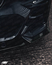 Load image into Gallery viewer, Gloss Black Front Splitter Lip Spoiler Kit with Winglets for BMW X7 (G07) M Sport 2018+ | Paint Code 668 Competition Style