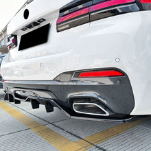 Load image into Gallery viewer, Gloss Black Rear Bumper Extension for BMW G30 G31 5 Series LCI M Sport 22-24