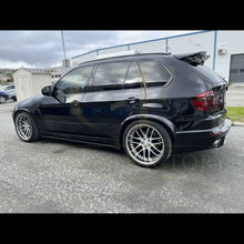 Load image into Gallery viewer, MP Style Gloss Black Roof Spoiler for BMW E70 X5 08-14