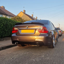 Load image into Gallery viewer, PSM Style Gloss Black Boot Spoiler for BMW 3 Series E90 Saloon inc M3 05-13