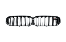 Load image into Gallery viewer, Genuine OEM BMW M Performance Carbon Fibre (Carbon Fiber) Front Kidney Grille for BMW M5 F90 LCI 2020–2023 (incl. M5 Competition)