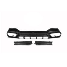 Load image into Gallery viewer, SQ Style Pre-Preg Carbon Fibre Rear Diffuser for BMW G14 G15 8 Series 20-Present