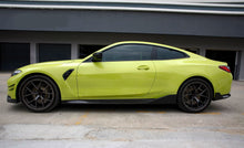 Load image into Gallery viewer, Pre-Preg Carbon Fibre Replacement Side Fender Trim for BMW G82 G83 M4 21-Present