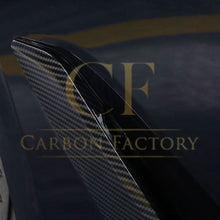 Load image into Gallery viewer, Pre-Preg Carbon Fibre Side Fender Covers for BMW G30 5 Series M Sport 17-23