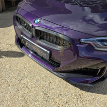 Load image into Gallery viewer, Pre-Preg Carbon Fibre Front Grille for BMW 2 Series G42 Coupe 21-Present