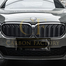 Load image into Gallery viewer, Pre-Preg Carbon Fibre Front Grille for BMW G30 5 Series inc F90 M5 LCI 21-23