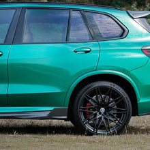 Load image into Gallery viewer, SQ Style Pre-Preg Carbon Fibre Side Skirts for BMW G05 X5 F95 LCI 23-25