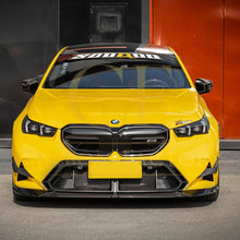 Load image into Gallery viewer, SQ-A Style Pre-Preg Carbon Fibre Front Splitter for BMW G90 G99 M5 2025-Present