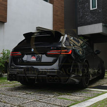 Load image into Gallery viewer, SQ Style Pre-Preg Carbon Fibre Roof Spoiler for BMW G99 M5 2025-Present
