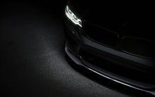 Load image into Gallery viewer, Genuine Vorsteiner VRS Aero Carbon Fibre Front Splitter / Front Lip Spoiler for BMW M5 F90 (2018-2020)