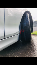 Load image into Gallery viewer, AP Design Carbon Arch Guards - F22/23 2 Series