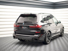 Load image into Gallery viewer, BMW X7 G07 2018+ Maxton Design Central Rear Splitter with Vertical Bars - Gloss Black Diffuser Style