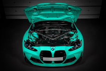 Load image into Gallery viewer, Eventuri Carbon Fibre Engine Cover for BMW G8X M3/M4 (G80 G82 G83) S58 - Vented Pre-Preg, Direct OEM Replacement