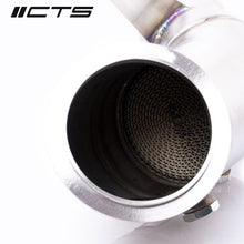 Load image into Gallery viewer, CTS Turbo 4" High-Flow Sports Cat Downpipe for BMW N55 EWG (Electric Wastegate) – F20 F21 F22 F23 F30 F31 F32 F33 F36 F87 M2 (M135i M235i 335i 435i) – T304 Stainless – CTS-EXH-DP-0023-CAT