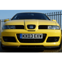Load image into Gallery viewer, AIRTEC Motorsport Front Mount Intercooler (FMIC) Upgrade Kit for SEAT Leon Cupra R (LCR) - 60mm Single Pass Core - Direct Fit, No Cutting, Retains Crash Bar & Fog Lights - Pro-Series Satin Black or Silver